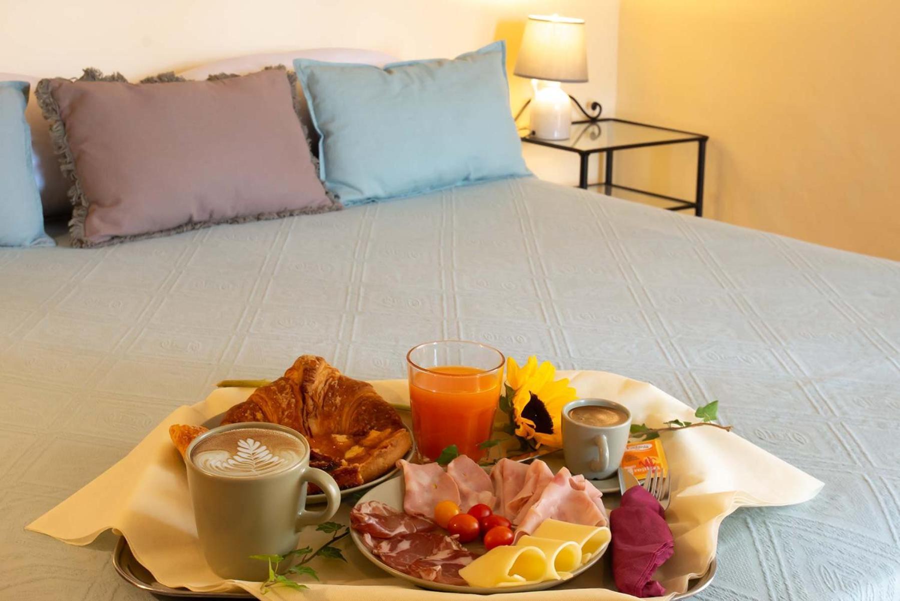 Agriturismo Villa Alari Четона Екстериор снимка